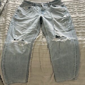 women’s Light Blue Distressed Jeans